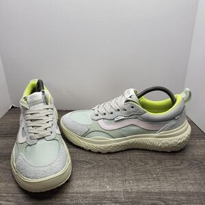 Vans UltraRange Neo VR3 MTE Mint Light Yellow Women's Size 10 Men's Size 8.5